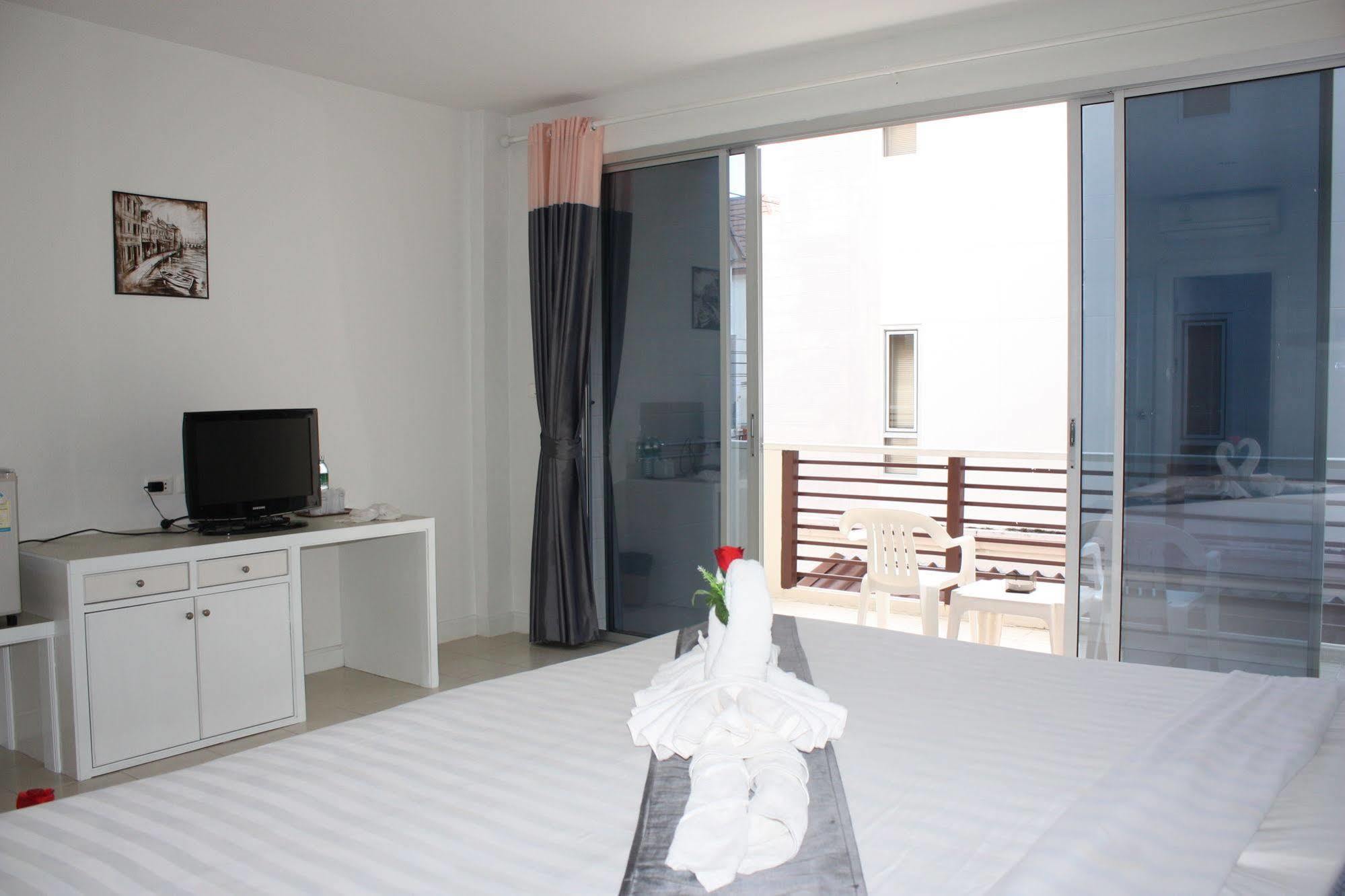 Phuket Racha Kata Homestay Luaran gambar